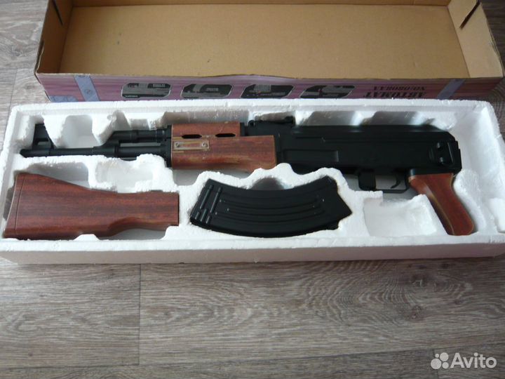Игрушка детская автомат