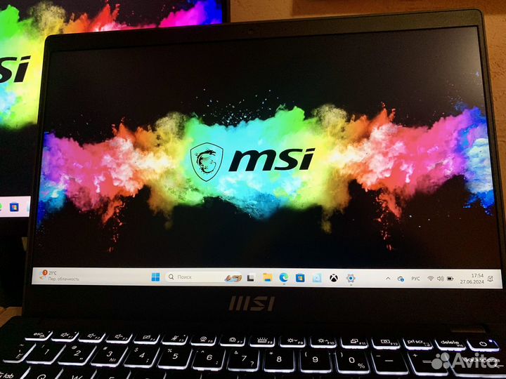 Ноутбук MSI I5 1235U+Iris XE Graphics