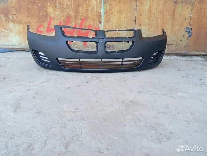 Бампер передний dodge stratus седан