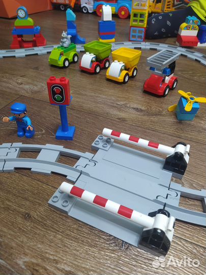 Лего Дупло железная дорога
