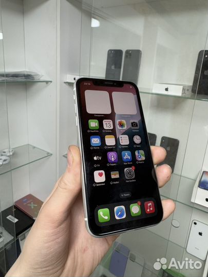 iPhone Xr, 64 ГБ