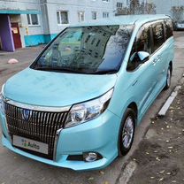 Toyota Esquire 1.8 CVT, 2015, 157 000 км, с пробегом, цена 2 300 000 руб.