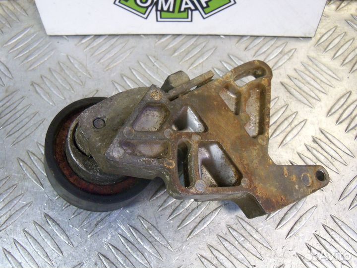 Кронштейн натяжителя грм Audi 100 C4 2.3 AAR