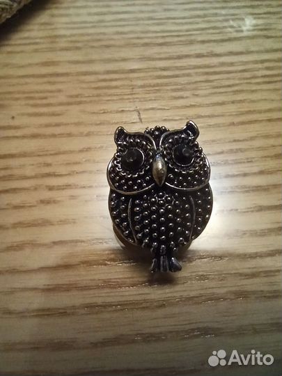 Бижутерия броши