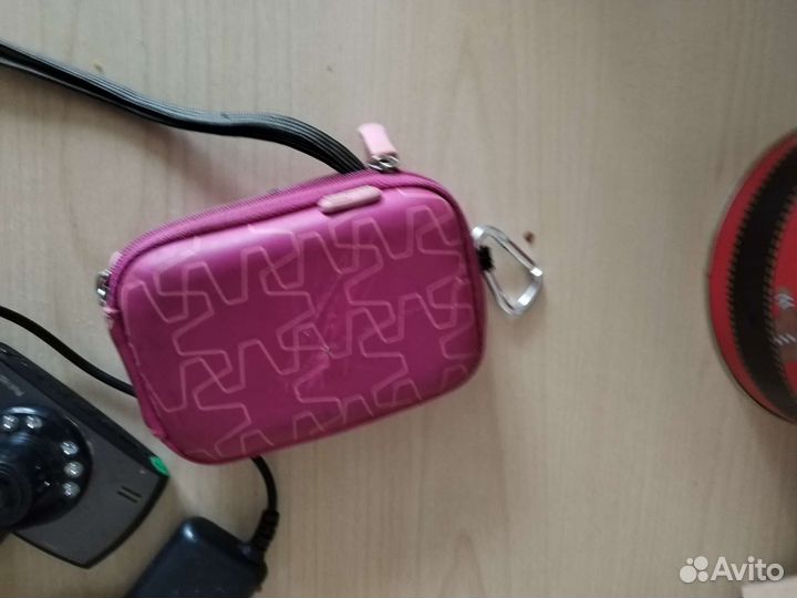 Компактный фотоаппарат