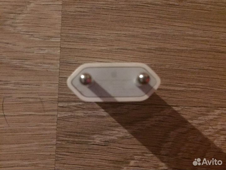 Блок для зарядки iPhone