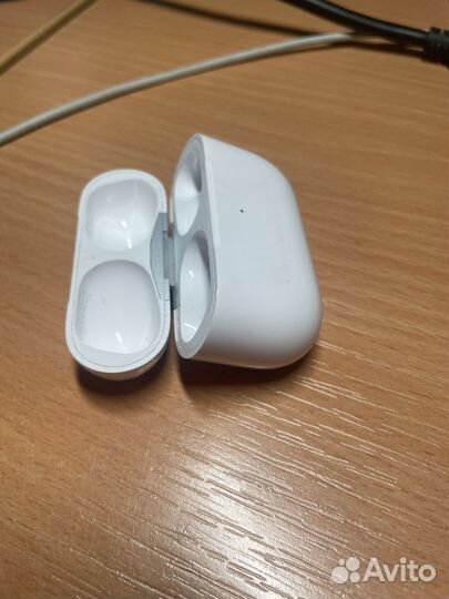 Airpods pro 2 2022 lighting