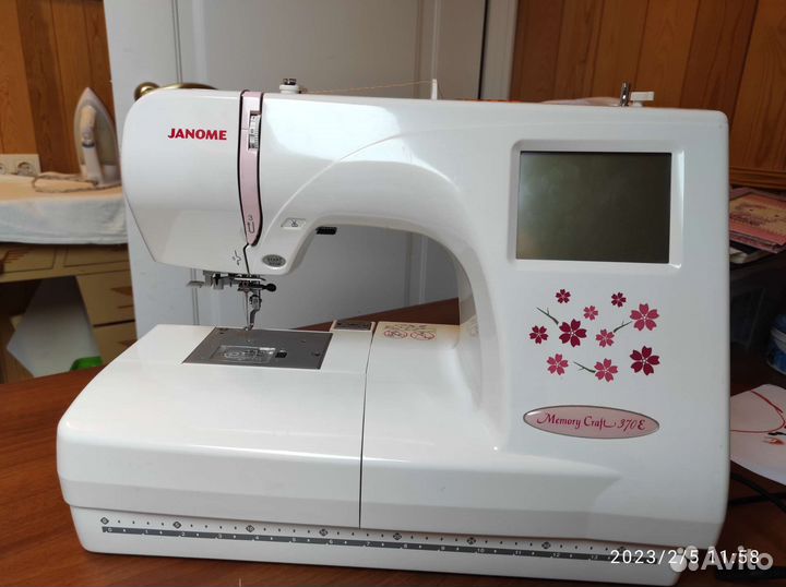 Вышивальная машина janome350е