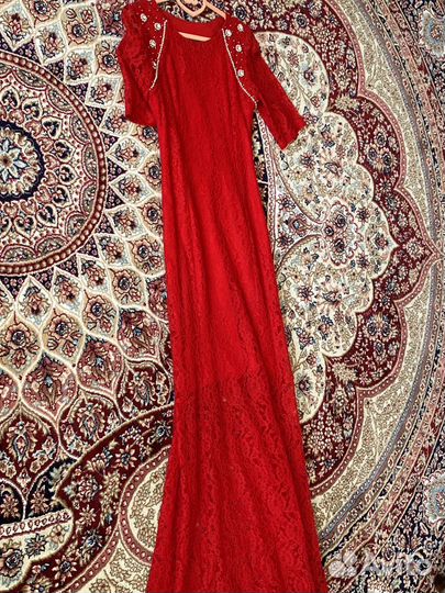 Вечернее платье