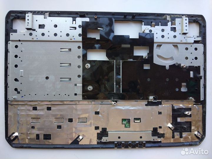 Топкейс ноутбука MSI Dominator GT70