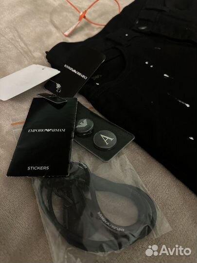 Джинсы Emporio Armani