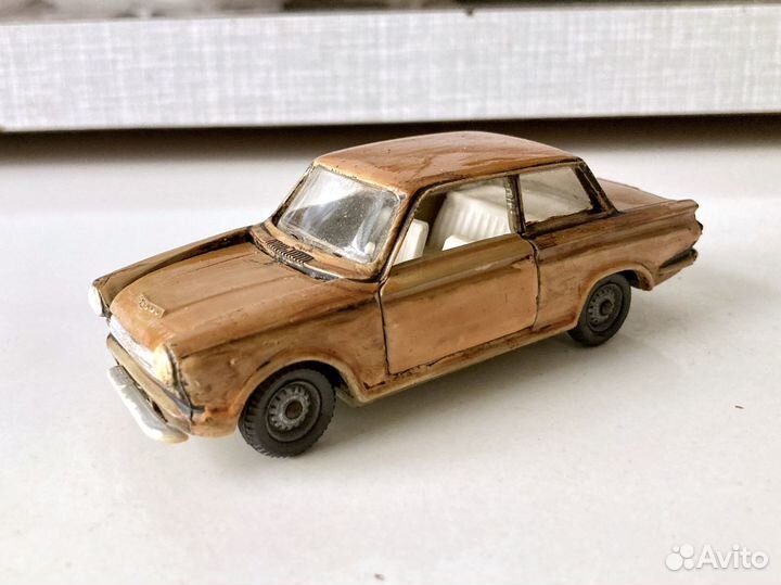 Модель 1:43 Ford Consul Cortina. СССР