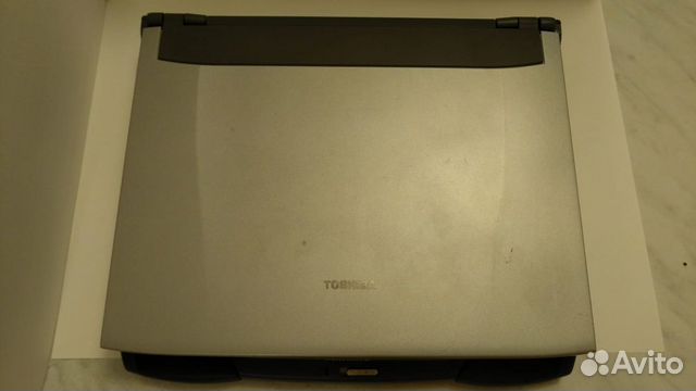 Рабочий ноутбук Toshiba Portege с док-станцией