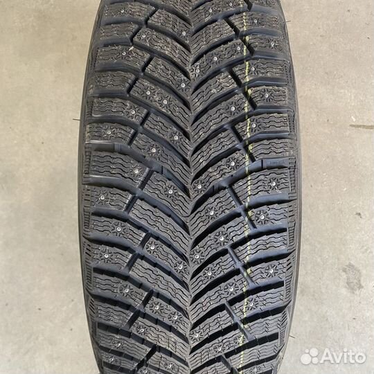 Michelin X-Ice North 4 SUV 275/45 R22 112T