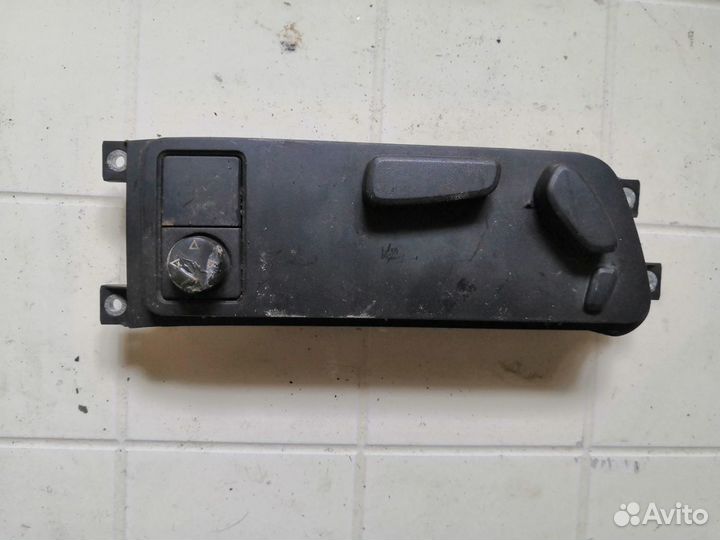 Блок кнопок сиденья VW Touareg 2006 3.6