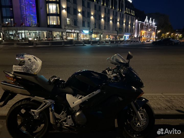 Honda VFR 800