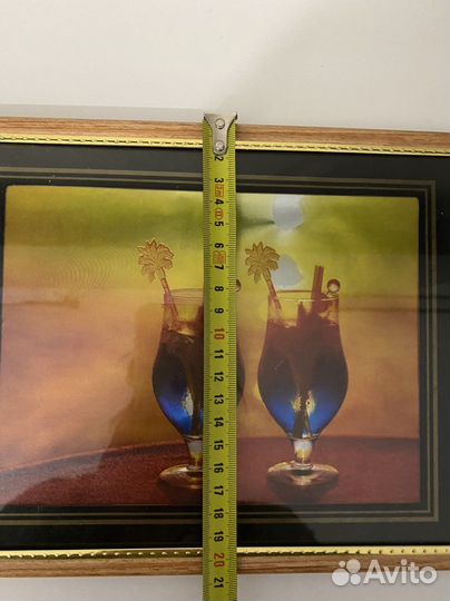 Картина в раме постер