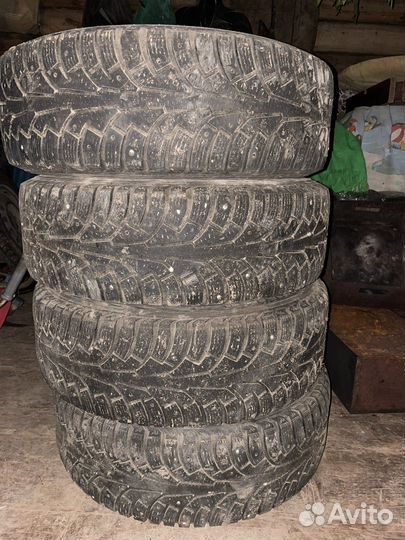 Yokohama Ice Guard Stud IG55 215/65 R16 66C