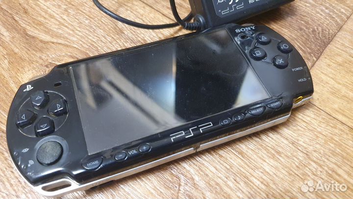 Sony PSP 2008 прошитая без АКБ