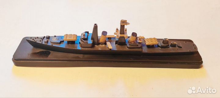Сборная модель корабля
