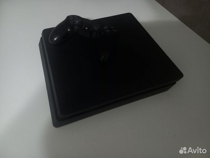 Sony PS4 slim 1tb