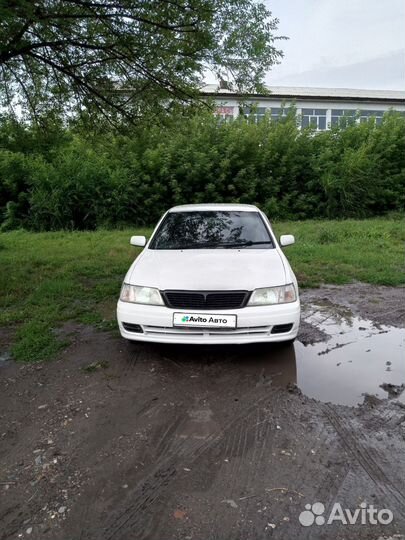 Nissan Bluebird 1.8 AT, 1998, 158 820 км