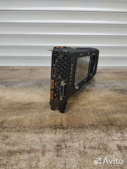 Видеокарта GeForce GTX titan X 12Gb