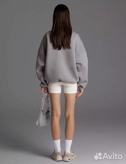 Свитшот женский новый