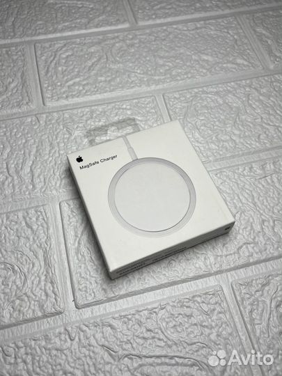 Беспроводная зарядка для iPhone