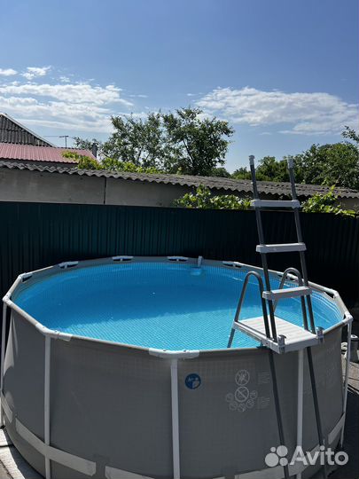 Каркасный бассейн intex