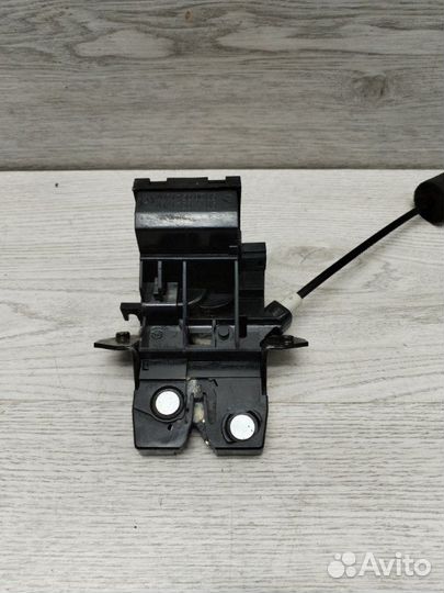 Замок багажника Mercedes E-Class W211 OM648 2005