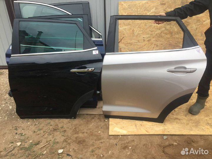 Дверь задняя левая Хендай Туксон 3