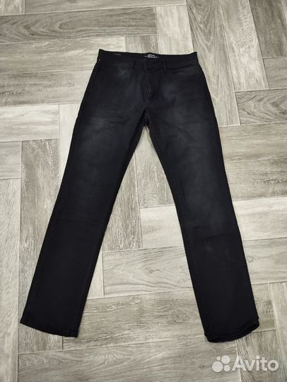 Джинсы мужские