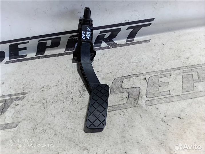 Педаль газа Audi A3 8V sedan 1.8 cjsb 2014