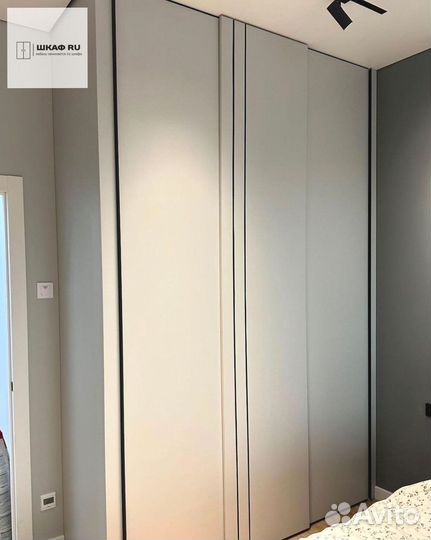 Шкаф-купе фабричное производство