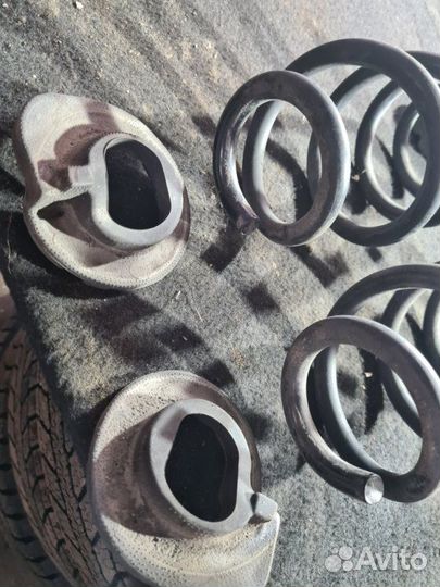 Пружина подвески задняя Nissan X-Trail T32 2016