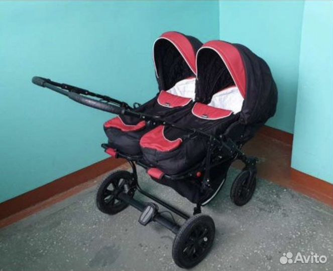 Коляска для двойни