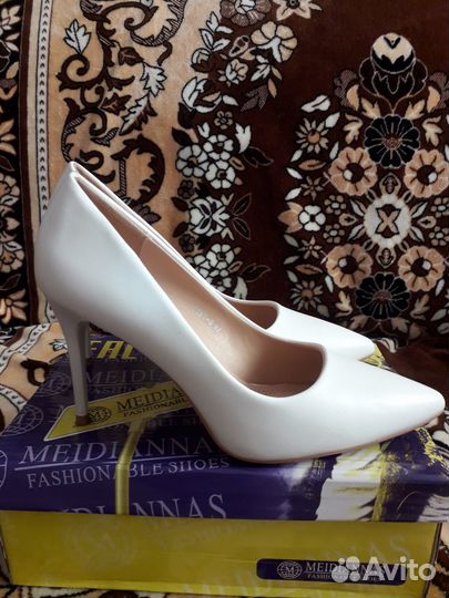 Туфли белые свадебные