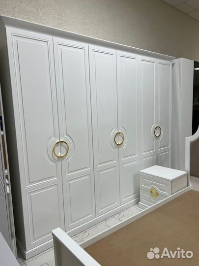 Спальный гарнитур Адель