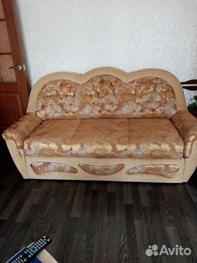 Диван с креслами
