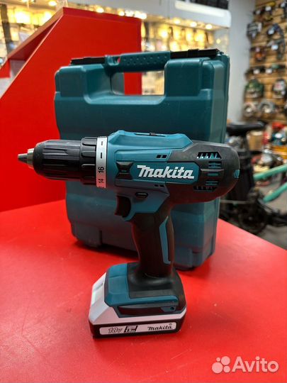 Шуруповерт Makita DF488DWE