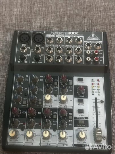 Микшерный пульт