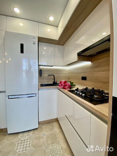 Угловые, прямые кухни на заказ в Новосибирске