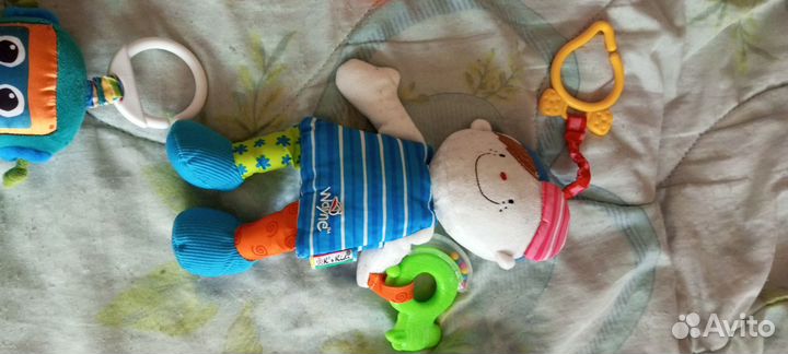 Развивающие игрушки для малышей