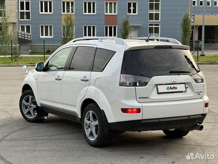 Mitsubishi Outlander 2.4 CVT, 2008, 200 000 км