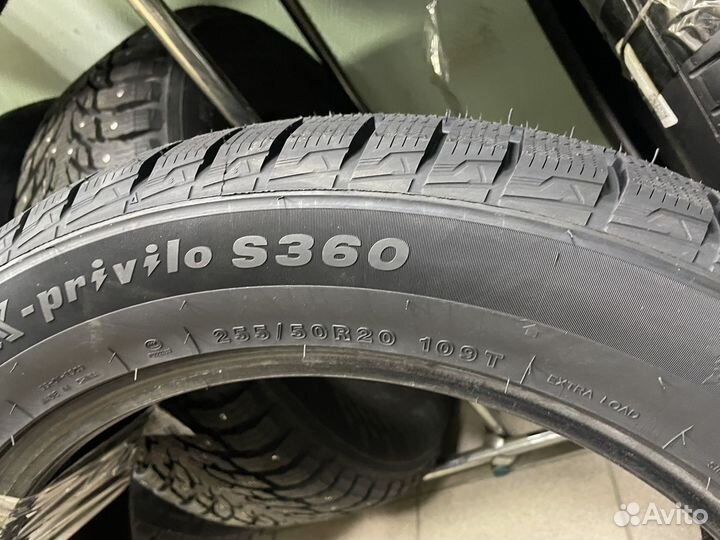 Tracmax X-Privilo S500 255/50 R20 109T