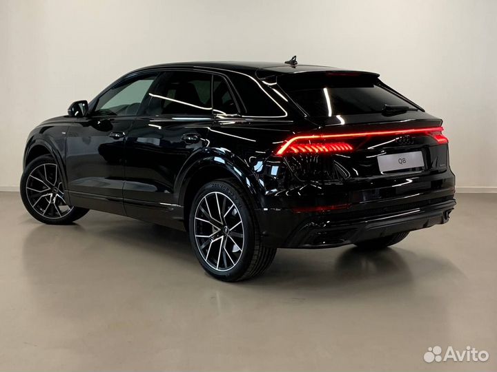 Audi Q8 3.0 AT, 2022