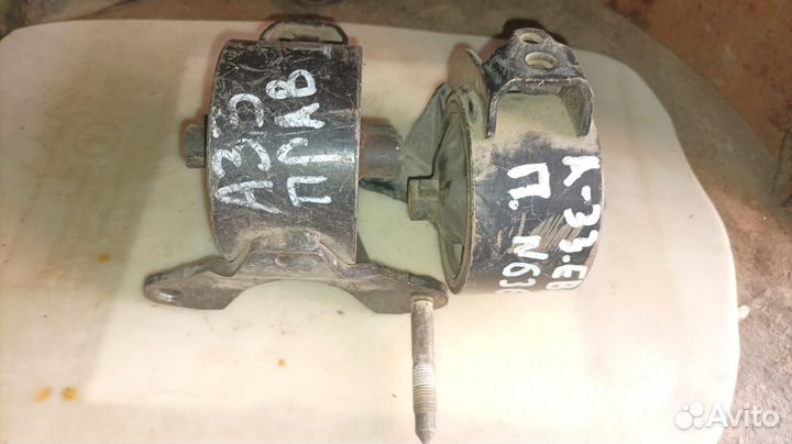 Нисан VQ20-VQ30 подушки двигателя бу опоры