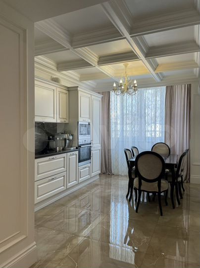 3-к. квартира, 96 м², 3/12 эт.