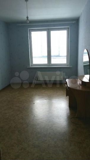 3-к. квартира, 85 м², 1/15 эт.